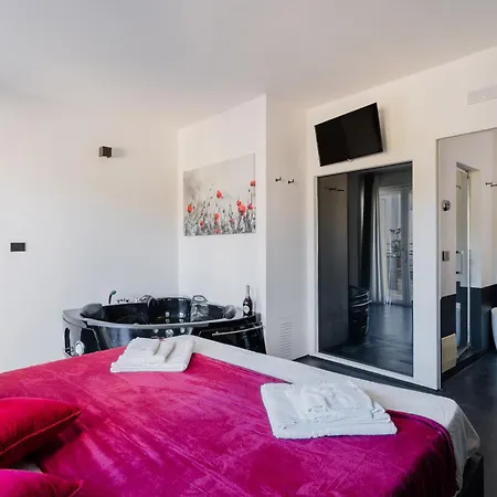 Black And White 오트란토