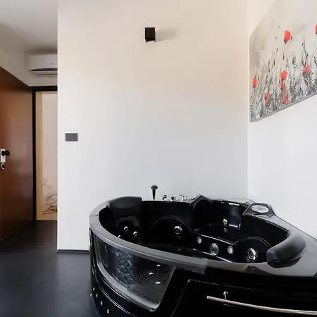 펜션 Black And White