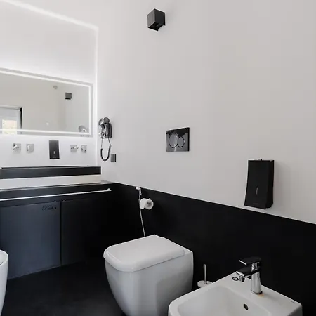 Black And White Holiday home
