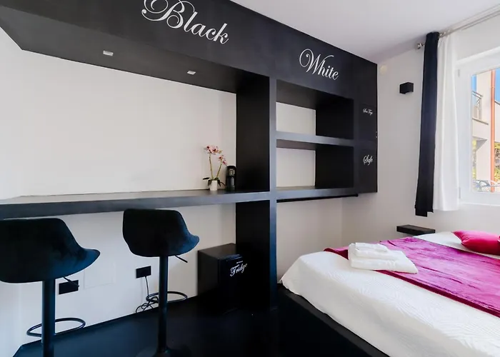 Black And White * Otrante